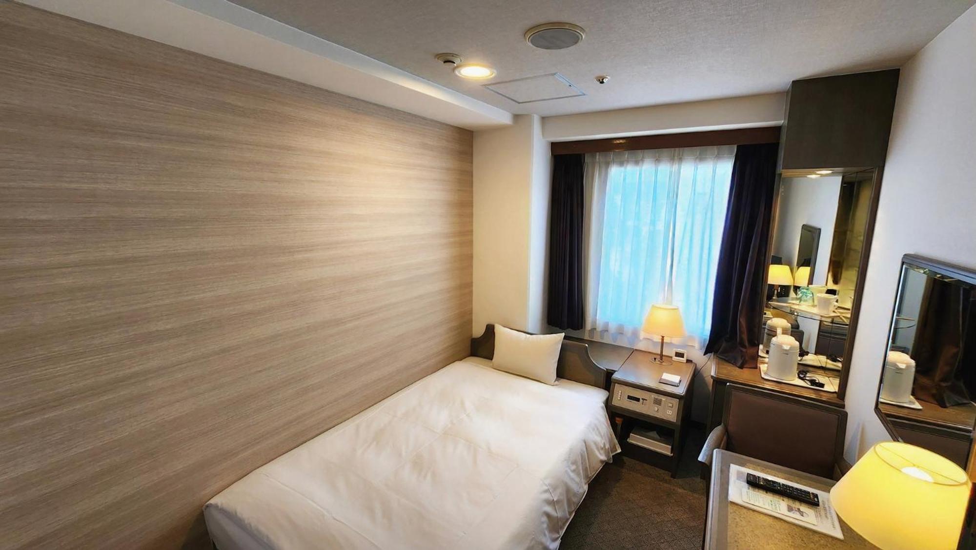 Platon Hotel Yokkaichi Exterior photo